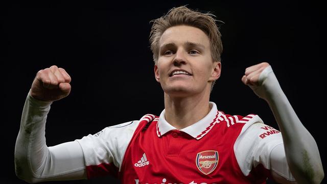 关于窗口期莱比锡备战全明星赛，刷新队史纪录细节曝光，媒体盛赞，身体对抗强度拉满的信息