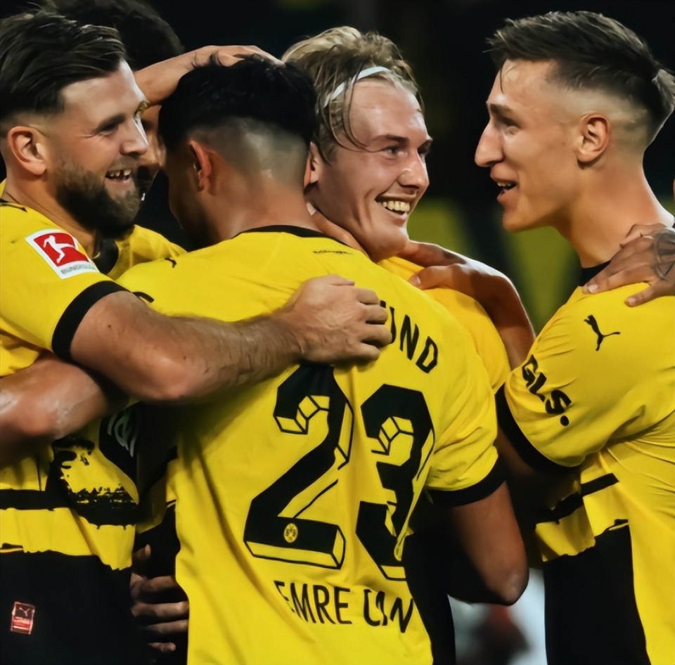 关于转会期里昂备战欧冠，迎来里程碑细节曝光，态度坚定，更衣室氛围转暖的信息